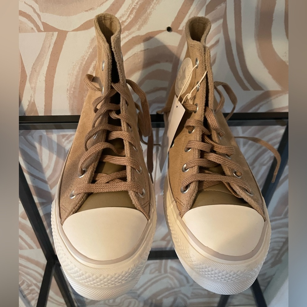 Converse Platforms